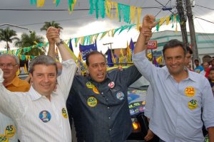 2010 - Campanha Eleitoral - Manhuaçu - Com Aécio Neves e Anastasia 2